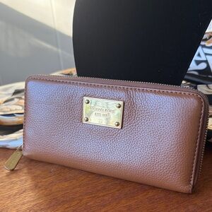 Michael Kors Tan Leather Wallet with Gold Accents